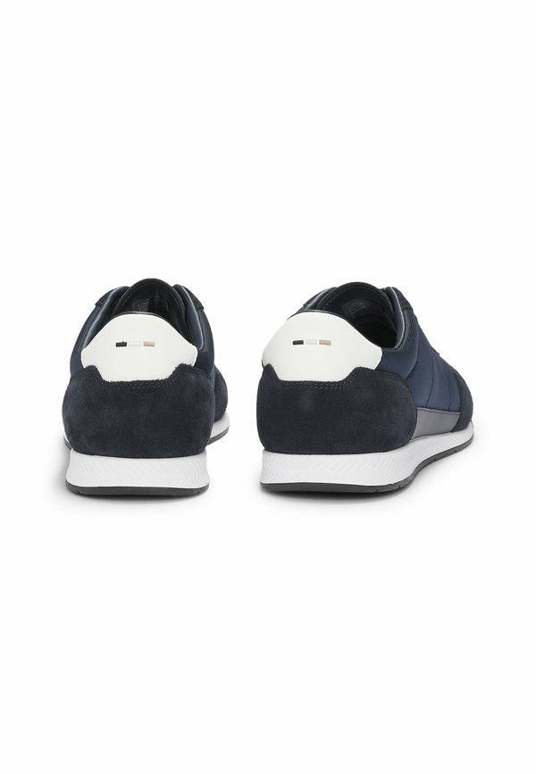 TITANIUM - Trainers4