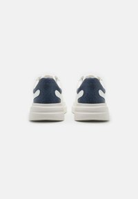 Guess ELBA - Joggesko - white/blue