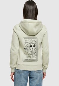 Mister Tee SUNLOVER STARCHASER  - Felpa con cappuccio - softsalvia