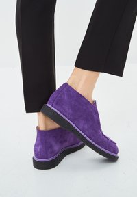 Cesare Gaspari WARM - Tronchetti - lilac