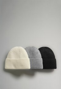 THE SET 3 PACK - REGULAR FIT - Čepice - black grey neutral
