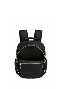 Czarny plecak z zamkiem błyskawicznym, złotymi elementami ozdobnymi, wieloma przegródkami, wyściełanymi ramiączkami oraz uchwytem u góry do łatwego przenoszenia.