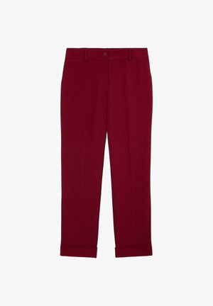 Bordeaux op maat gemaakte broeken met riemlussen, knoopsluiting, zijzakken en omgeslagen zoom, plat getoond op een witte achtergrond.