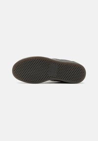 Tommy Jeans COURT - Sportcipő - black