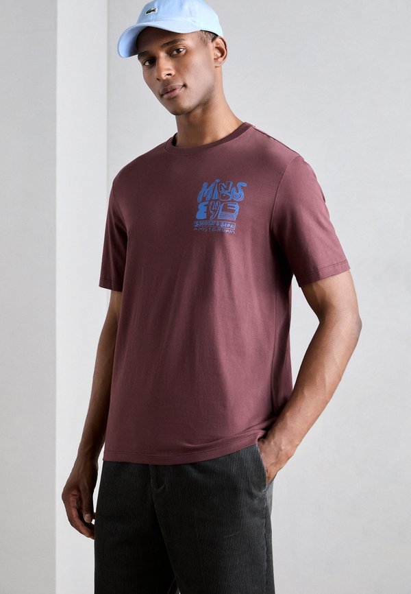 CHEST ARTWORK - Print T-shirt - rich mahogany