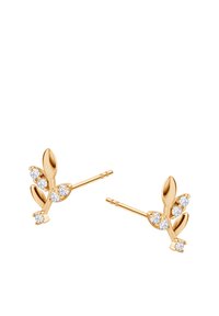 Złote kolczyki w kształcie liści z trzema przejrzystymi kamieniami cubic zirconia. Polerowane wykończenie metalowe z gładkimi, zaokrąglonymi akcentami w kształcie liści.