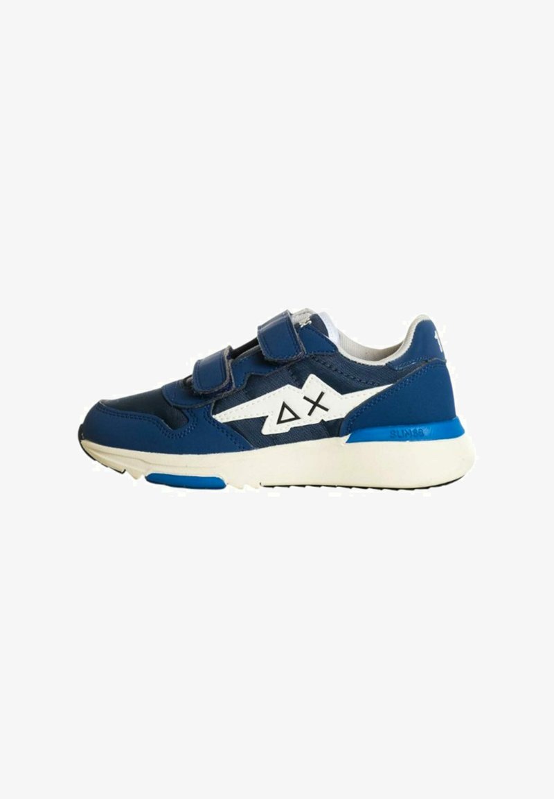 Scarpe sportive blu con chiusure in velcro, suole in gomma, accenti bianchi e una grafica del logo sul lato. Costruzione leggera e ammortizzate.