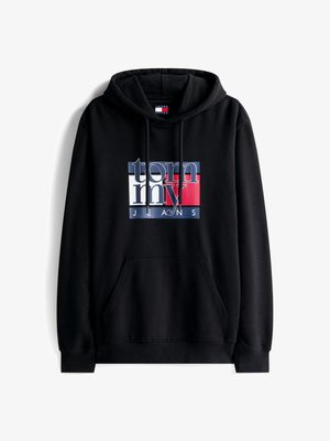 Czarna bluza z kapturem wykonana z bawełny, z kieszeniami kangurzymi z przodu. Posiada wielokolorowy graficzny logo z niebieskimi, czerwonymi i białymi akcentami.