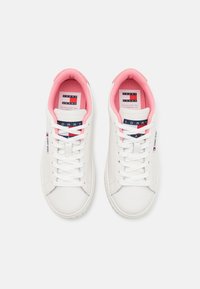 Tommy Jeans CUPSOLE ESS - Trainers - tickled pink