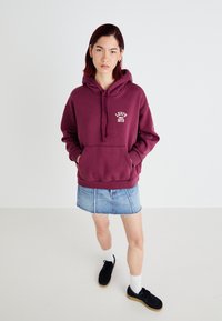 Levi's® GRAPHIC SALINAS HOODIE - Mikina - burgundy/white