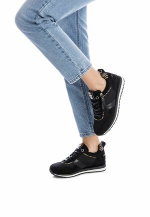 Refresh Zapatillas - black
