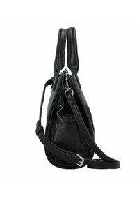 Borsa a mano in pelle nera con finitura texturizzata, forma curva, doppie maniglie superiori e tracolla regolabile. Dettagli in metallo argento.