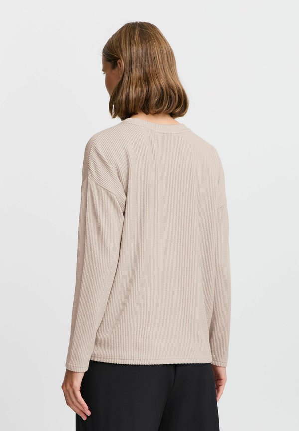 BYPESINA - Long sleeved top - string4