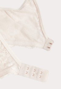 Marks & Spencer - Biustonosz bezszwowy