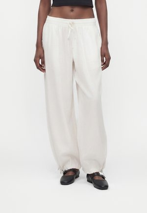 Topshop ELASTIC BALLOON TROUSER - Pantalon classique - bright white