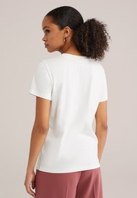 WE Fashion Triko s potiskem - off white