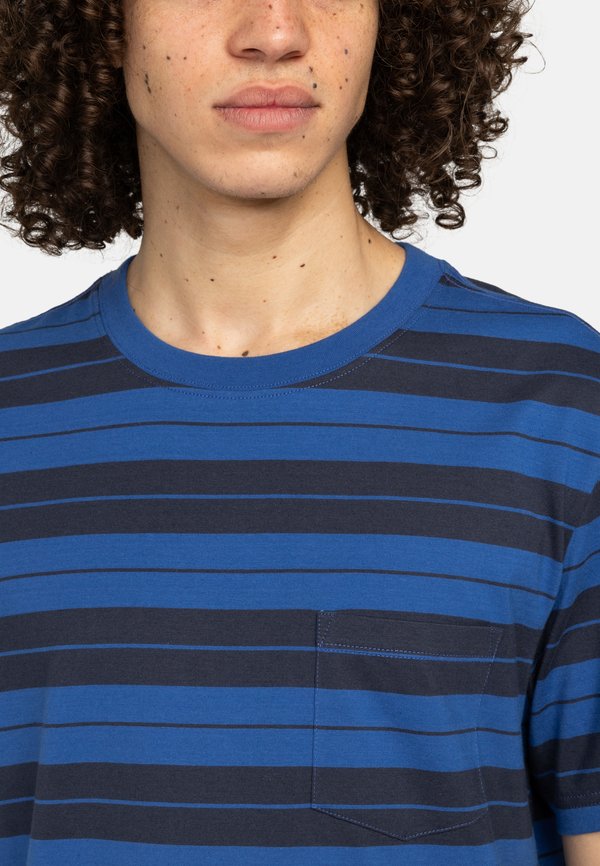 POCKET LABEL  - Basic T-shirt - bst4