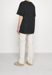 BDG Urban Outfitters T-shirt med print - black