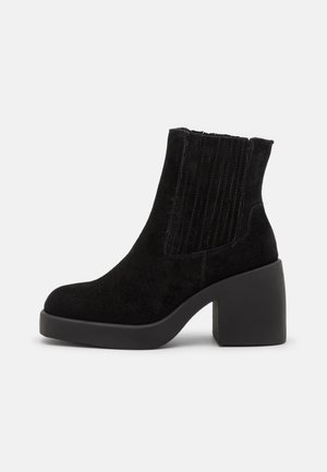 Bottines à talons hauts - black