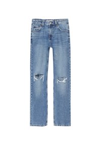 Vaqueros de denim azul claro con corte recto, que presentan dos desgastes en la parte delantera. Diseño clásico de cinco bolsillos con cierre de botón.