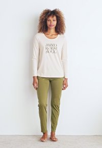 Triumph SET - Nachtwäsche Set - green/light combination