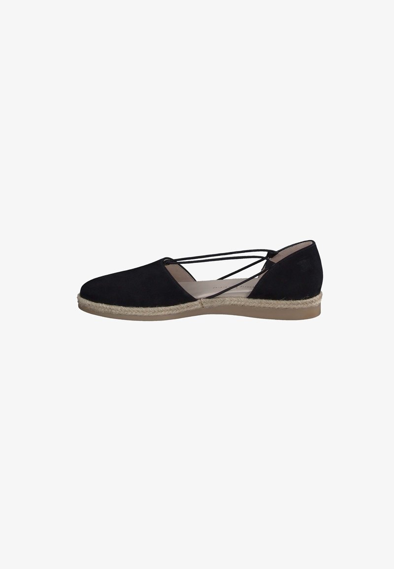 Svart suede espadrille med rund tå og kryssede ankelstropper. Juteinnsvøpt såle og flat beige gummisåle. Sidevisning.