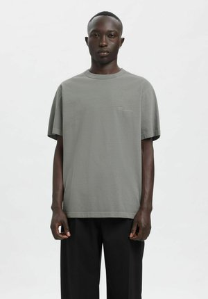 REGULAR FIT - T-shirts med print - sharkskin
