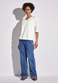 Street One V-NECK  - Jednoduché tričko - weiß