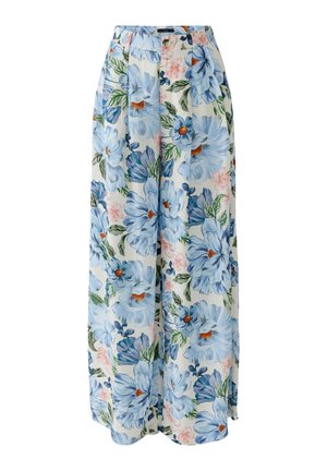 Wijde broek met lichtblauwe en roze bloemenprint op witte stof, elastische tailleband en knoopdetail aan de voorkant.