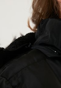 LELA REGULAR FIT - Ziemas mētelis - black