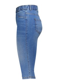 Hellblaue Denim-Caprihosen mit elastischem Bund, ausgestattet mit zwei Gesäßtaschen und einer figurschmeichelnden Passform. Glatte Textur und klassisches Nähen.