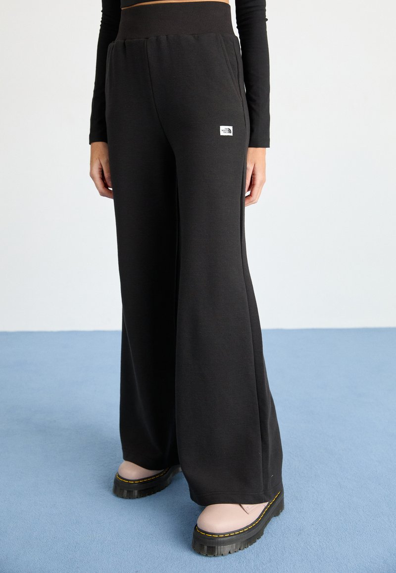 The North Face WIDE LEG JOGGER - Treniņtērpa apakšdaļas - black