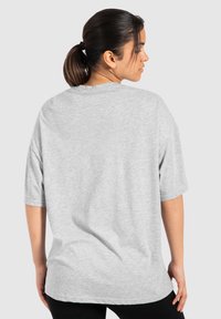 Smilodox UNISEX MACEY FRONT PRINT - Camiseta estampada - grau melange