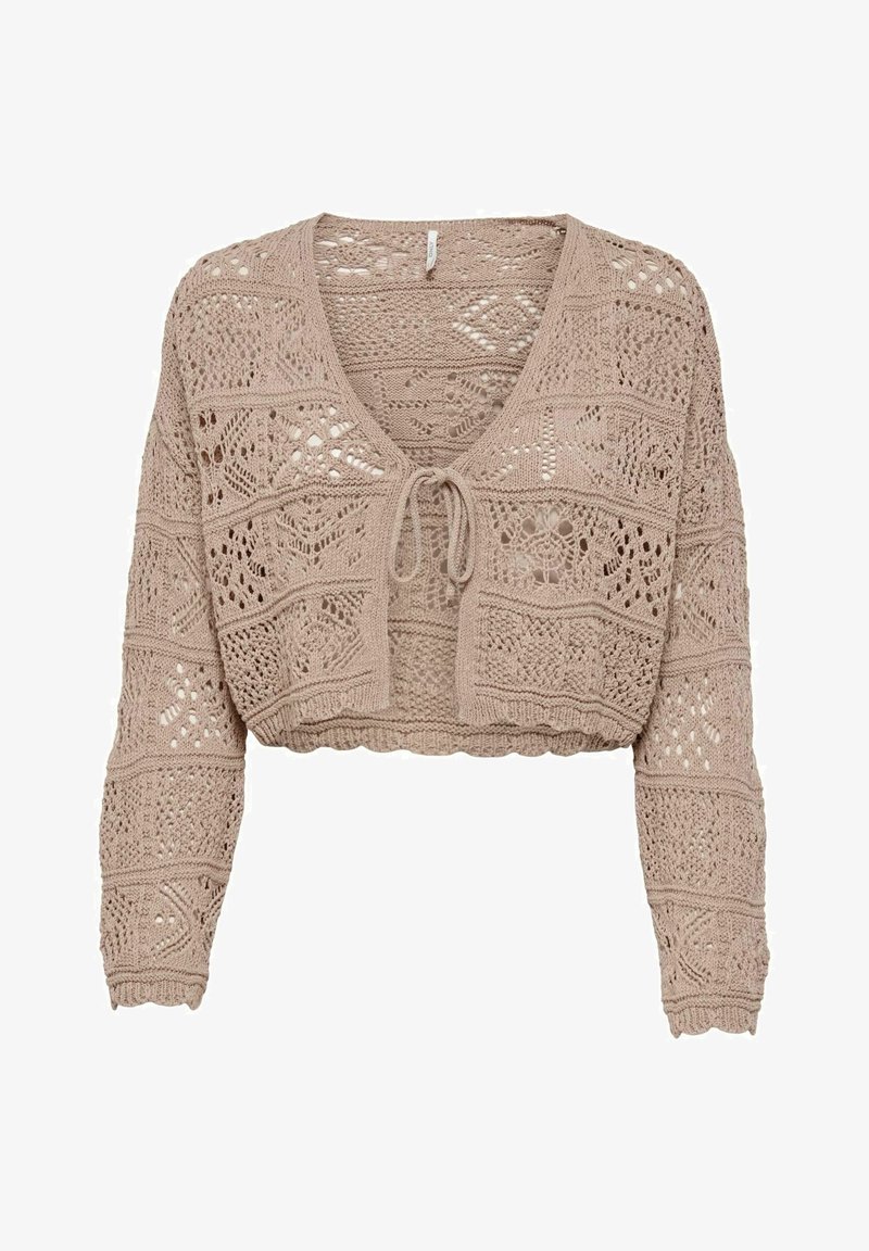 Przycięty sweter dziany w jasnobrązowym kolorze z misternymi wzorami ażurowymi, głębokim dekoltem w kształcie litery V i wiązaniem z przodu. Miękka tekstura i długie rękawy.