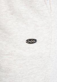 Thumbnail Image 7