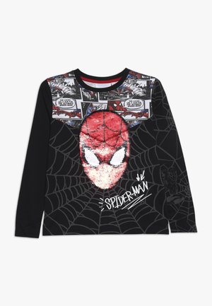 Chemise noire à manches longues avec visage de Spiderman composé de sequins rouges et blancs, panneaux de bande dessinée en haut, et motifs de toile gris avec le texte "SPIDER-MAN".