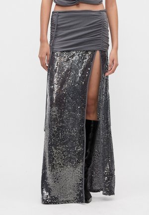 Sijoitus 14: Jaded London - SEQUIN SKIRT WITH FOLD OVER WAISTBAND - Maksihame