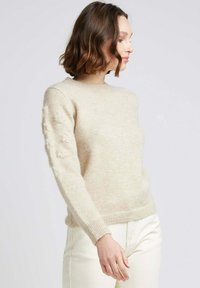 Non sélectionné, beige