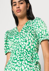 VILA VITONE WRAP  - Blusa - green/white