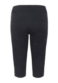 Pantalons noirs courts avec deux poches arrière, une texture lisse et une coupe ajustée. Le tissu est doux et léger pour un confort optimal.