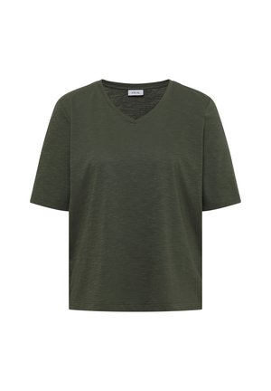 Camiseta de manga corta color verde oliva con escote en V, tela ligeramente texturizada y ajuste regular.