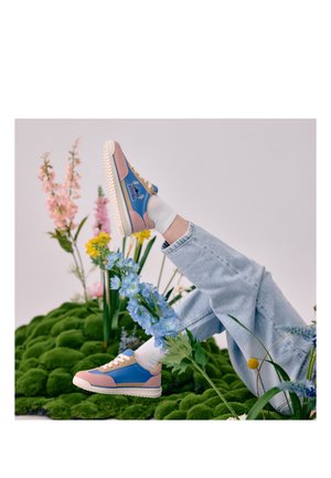 Bartek, Sneakers laag - blue