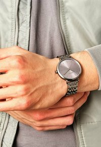 Esprit QUARZ - Orologio - grau