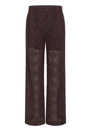 Pantaloni in pizzo marrone con design a gamba larga, caratterizzati da motivi intricati e chiusura con bottone in vita. Tessuto trasparente e leggero.