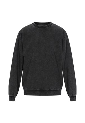 Czarny sweter z okrągłym dekoltem wykonany z miękkiego materiału. Posiada długie rękawy, ściągacze przy mankietach oraz lekko wyblakłą teksturę, co nadaje mu vintage'owego wyglądu.