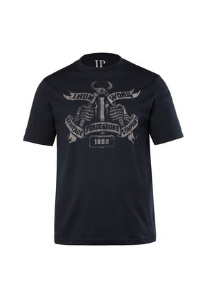 Černé bavlněné tričko s grafickým motivem překřížených rukou a nástrojů, ozdobným vintage textem a logem na límci.