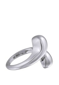 Sterling silver ring med en slät, sammanflätad design med rundade ändar. Märkningarna indikerar 925 silverhalt. Polerad yta.