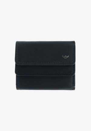 Portefeuille en cuir noir avec fermeture à rabat, coutures visibles et petit logo argenté dans le coin supérieur droit, présenté sur fond blanc.