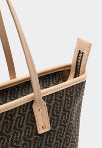 LIU JO Handtasche - brown