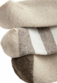Next 3 PACK- REGULAR FIT - Zeķes - neutral stripe